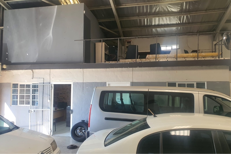 Commercial Property for Sale in Sidwell Eastern Cape